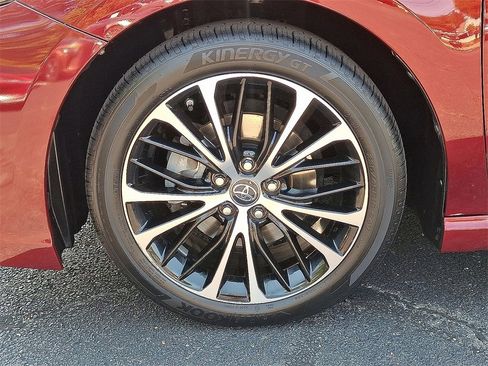 Used 2018 Toyota Camry SE w/ Protection Package (Q2) image 30