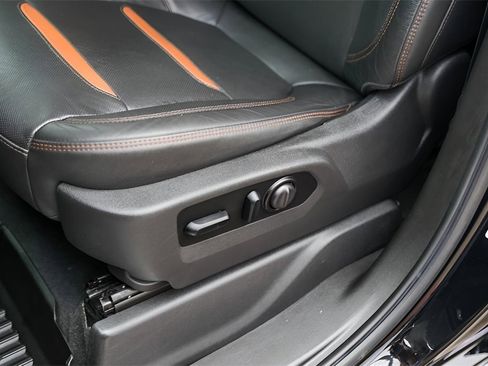 Used 2021 GMC Sierra 1500 AT4 w/ AT4 Preferred Package image 10