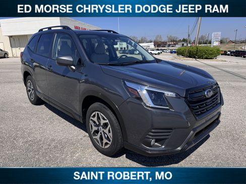 Used 2024 Subaru Forester Premium AWD/4WD image 1