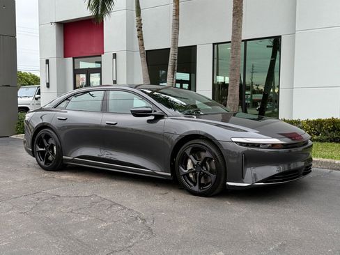 Used 2024 Lucid Air Grand Touring image 5