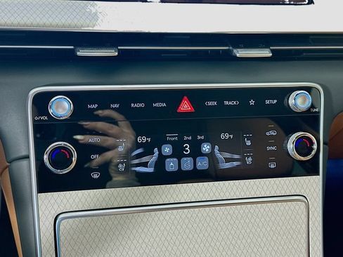 New 2026 Genesis GV80 3.5T Prestige AWD/4WD image 14