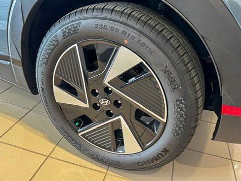 New 2026 Hyundai Ioniq 5 SEL image 5