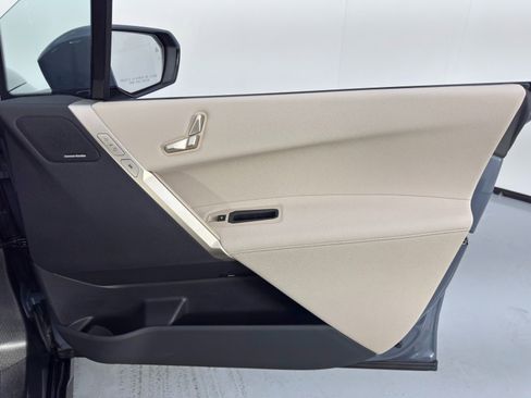 Used 2024 BMW iX xDrive50 w/ Sport Package image 46