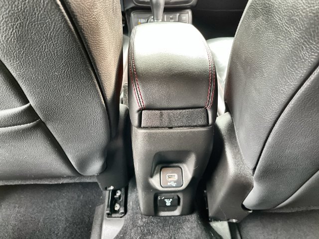 Used 2021 Jeep Renegade Trailhawk AWD/4WD image 25