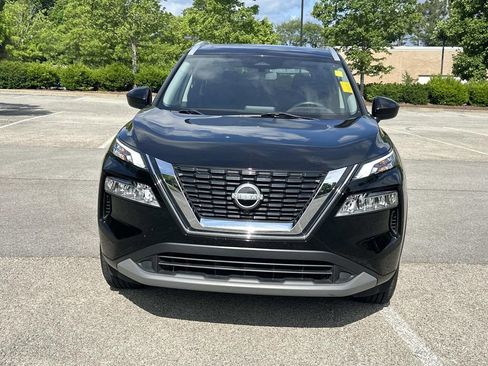 Certified 2023 Nissan Rogue SV w/ SV Premium B Package FWD image 2