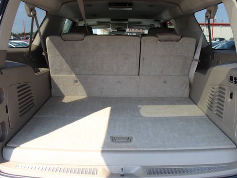 Used 2015 Chevrolet Suburban LTZ image 13