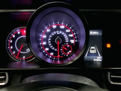 Used 2021 Hyundai Elantra SEL image 26