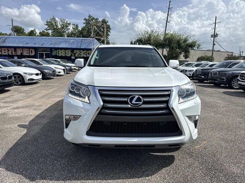 Used 2018 Lexus GX 460 Premium w/ Premium Package AWD/4WD image 2