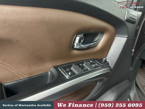 Used 2016 Nissan Titan Platinum Reserve AWD/4WD image 22