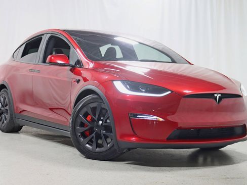 Used 2023 Tesla Model X Plaid image 7