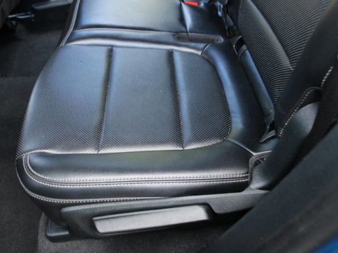 Used 2020 Ford Escape SEL image 11