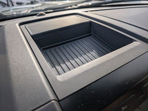 Used 2016 Ford F150 Limited w/ Trailer Tow Package image 22