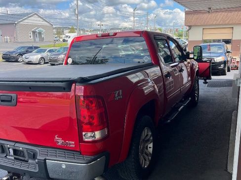 Used 2010 GMC Sierra 1500 SLE w/ Power Pack Plus AWD/4WD image 4