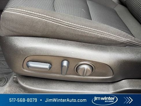 Certified 2024 GMC Terrain SLE w/ Driver Convenience Package FWD image 20