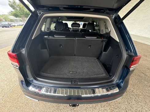 Used 2021 Volkswagen Atlas SE w/ Panoramic Sunroof Package AWD/4WD image 26