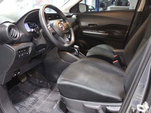 Used 2023 Nissan Kicks S FWD image 18
