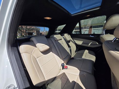 Used 2015 Mercedes-Benz ML 350 2WD image 41