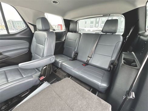 Used 2020 Chevrolet Traverse LT w/ LT Premium Package image 25