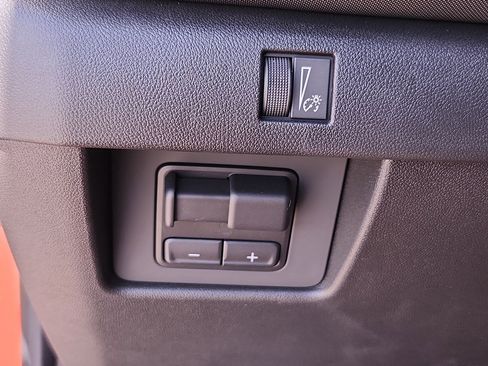 New 2025 Chevrolet Colorado Z71 w/ Midnight Edition image 24