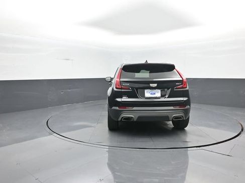 Used 2020 Cadillac XT4 Premium Luxury w/ Driver Awareness Package AWD/4WD image 6