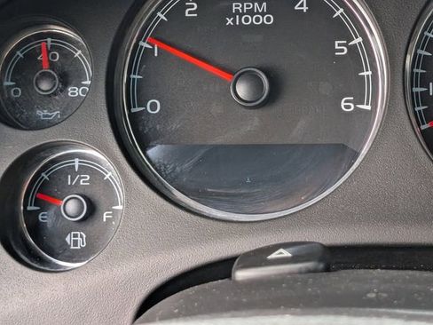 Used 2011 Chevrolet Avalanche LS w/ Texas Edition RWD image 19