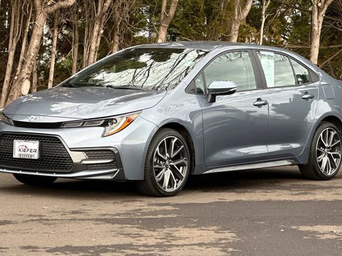 Used 2022 Toyota Corolla SE image 8