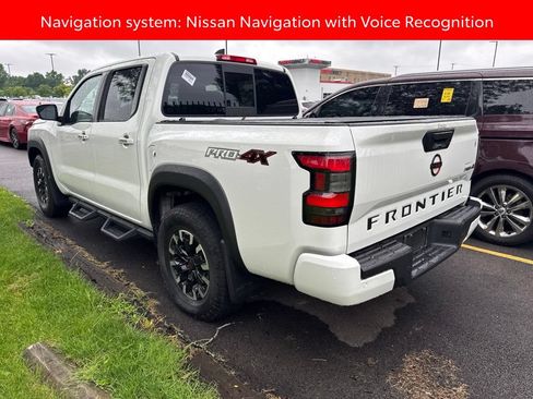 Used 2022 Nissan Frontier PRO-4X w/ Technology Package AWD/4WD image 4