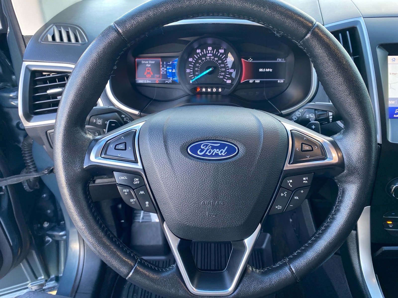 Used 2019 Ford Edge SEL w/ Equipment Group 201A AWD/4WD image 11