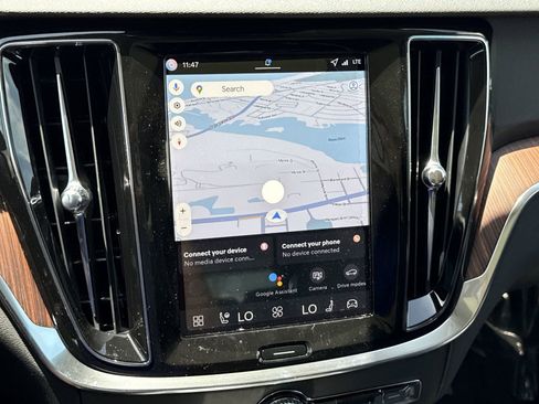 New 2026 Volvo V60 B5 Cross Country Plus w/ Protection Package Premier image 23