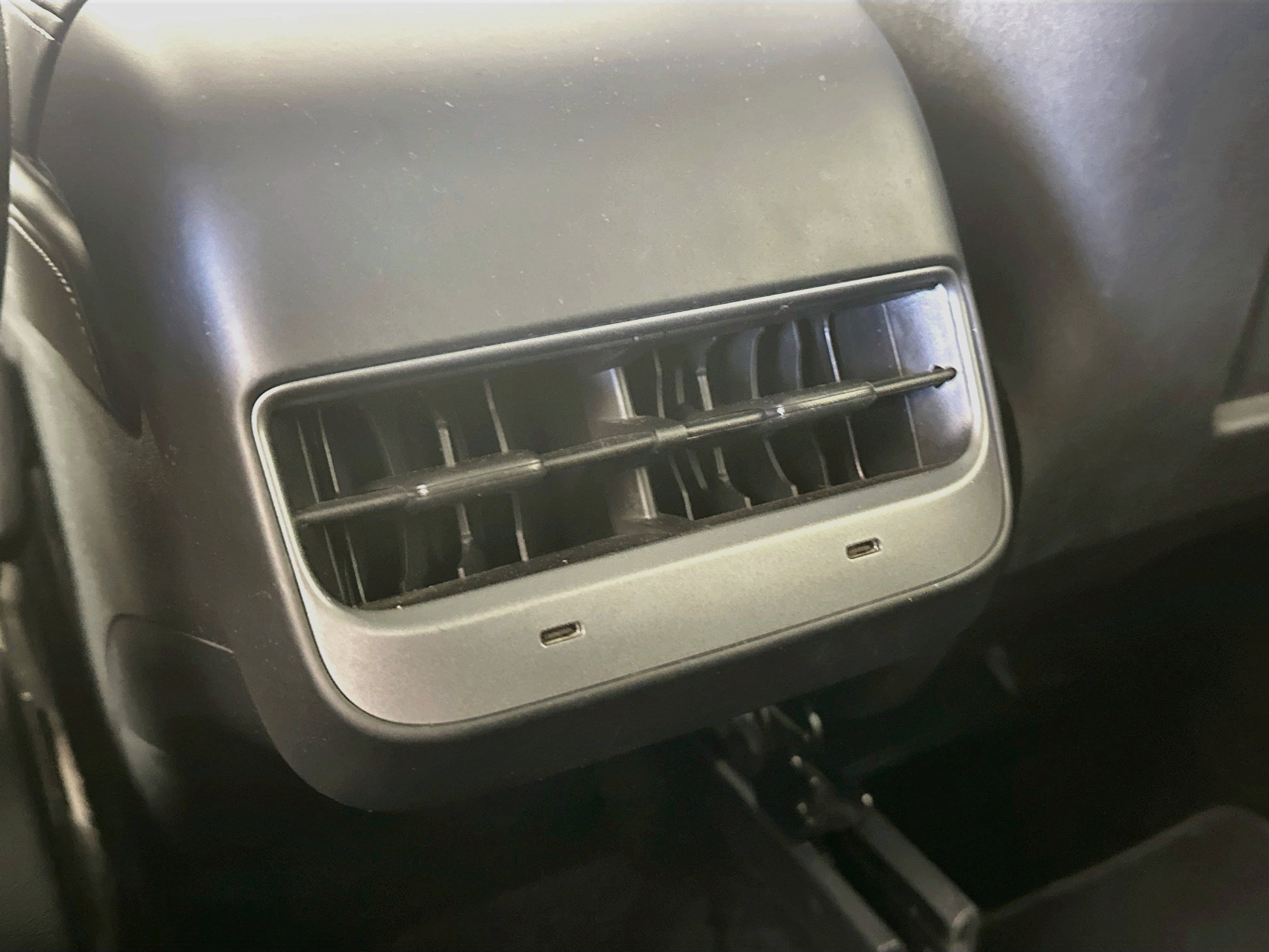 Used 2024 Tesla Model Y Long Range AWD/4WD image 28