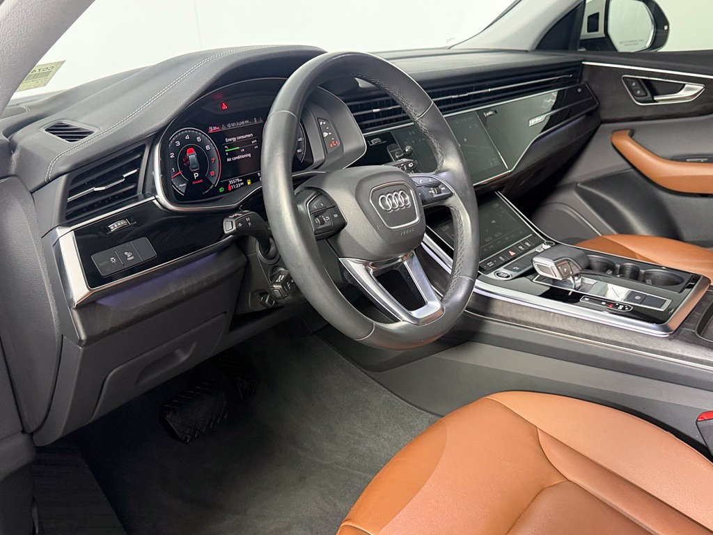 Used 2023 Audi Q8 Premium w/ Convenience Package AWD/4WD image 15