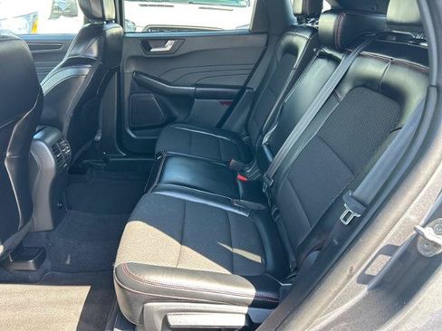 Certified 2026 Ford Escape ST-Line AWD/4WD image 10