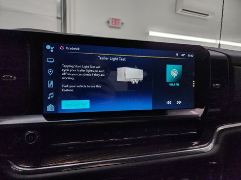 Used 2024 Chevrolet Silverado 3500 LT w/ Convenience Package image 44