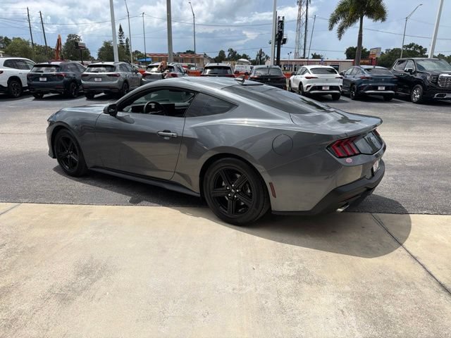 Used 2026 Ford Mustang Coupe RWD image 6