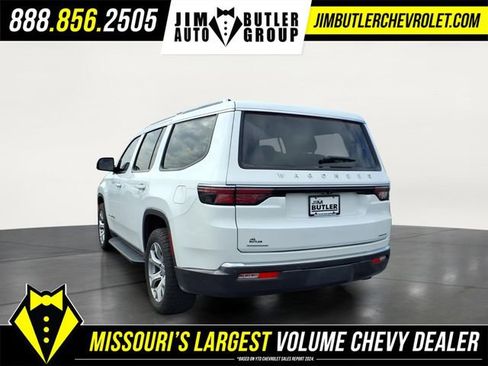 Used 2022 Jeep Wagoneer Series II image 2