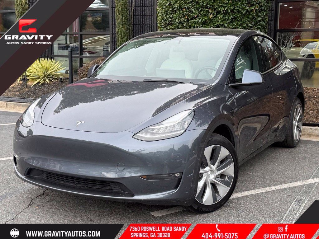 Used 2022 Tesla Model Y Long Range AWD/4WD image 1