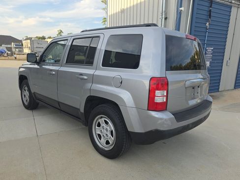 Used 2017 Jeep Patriot Sport w/ Power Value Group image 12