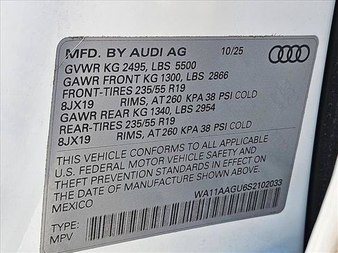 Used 2025 Audi Q5 Premium w/ Convenience Package AWD/4WD image 30
