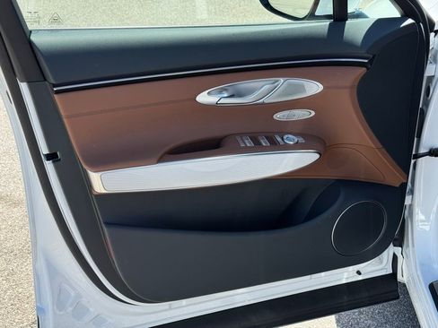 New 2026 Genesis GV70 2.5T Advanced AWD/4WD image 25