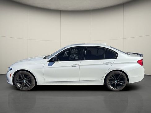 Used 2018 BMW 330i Sedan image 4