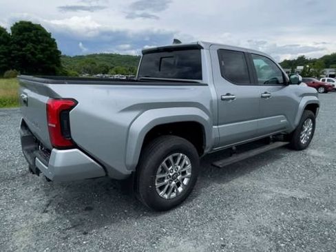 New 2026 Toyota Tacoma Limited AWD/4WD image 8