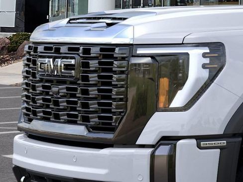 New 2026 GMC Sierra 3500 Denali Ultimate image 13