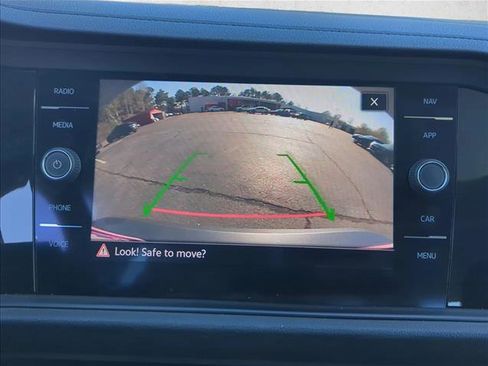 Used 2021 Volkswagen Jetta SEL Premium image 17