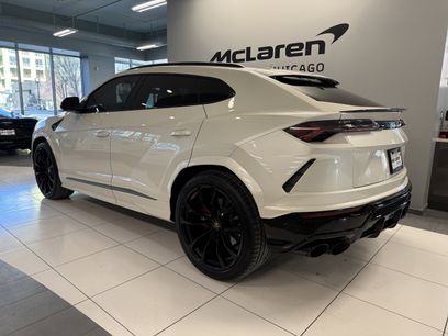Used 2022 Lamborghini Urus