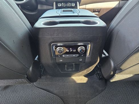 Used 2021 GMC Yukon Denali image 24