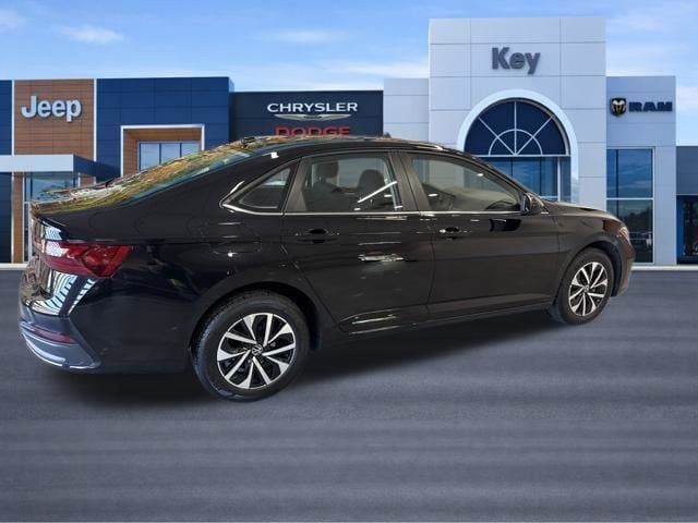 Used 2024 Volkswagen Jetta S FWD image 7