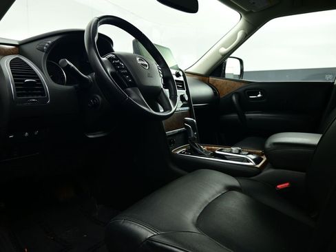 Used 2024 Nissan Armada SL image 12