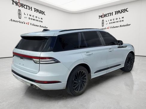 Used 2025 Lincoln Aviator Reserve w/ Luxury Package AWD/4WD image 5