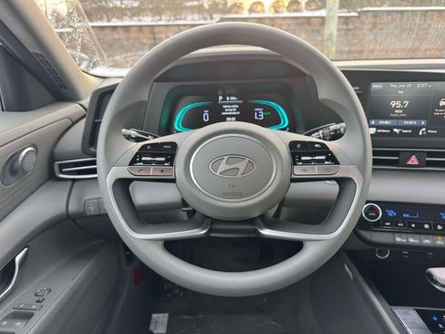 New 2026 Hyundai Elantra Blue image 11