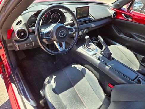 Used 2017 MAZDA MX-5 Miata RF Grand Touring RWD image 7